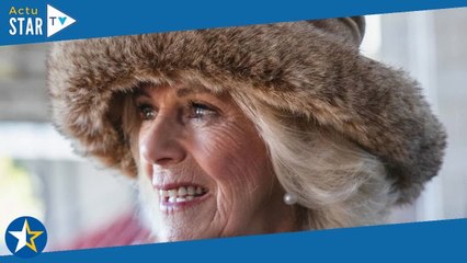 Camilla Parker Bowles : égratignée par le Prince Harry, Elizabeth II aurait été "dévastée"