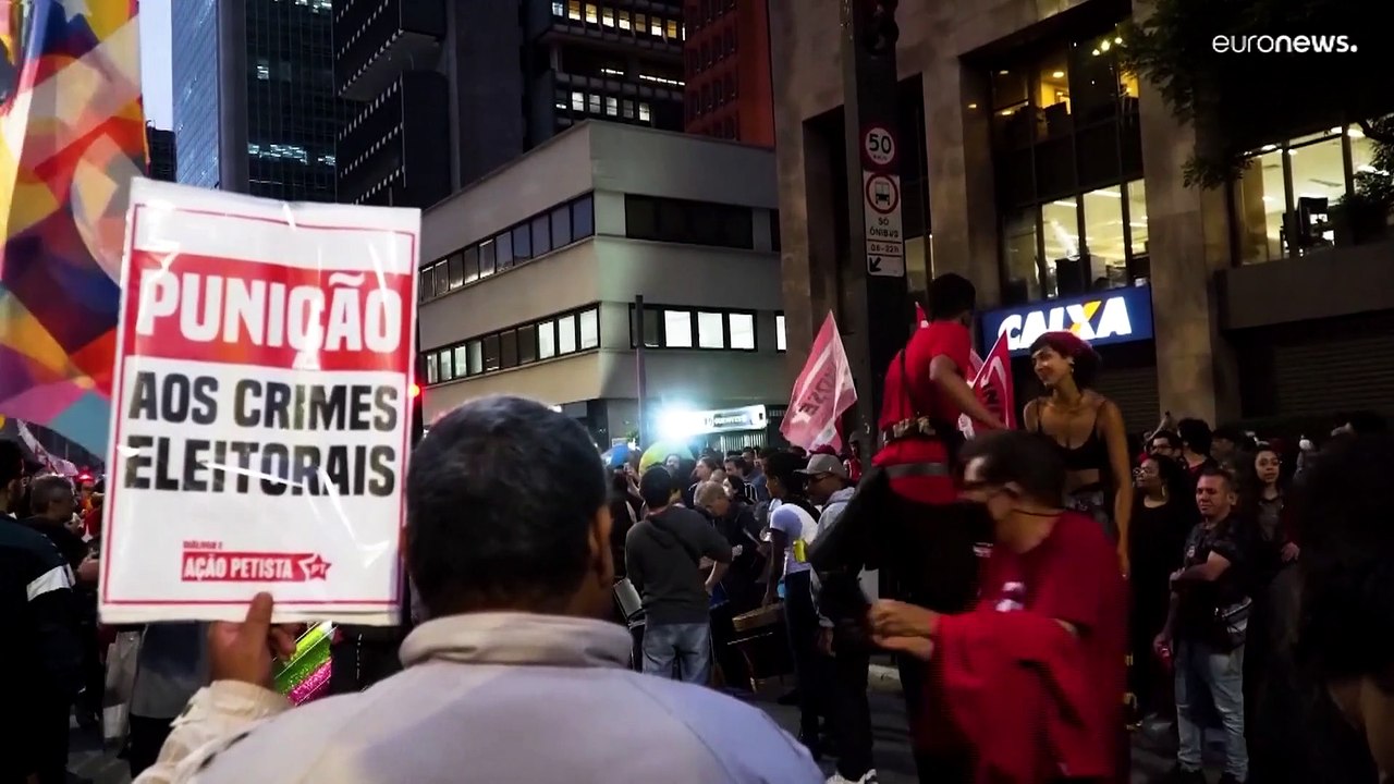 Milhares de pessoas pedem sanções contra apoiantes de Bolsonaro