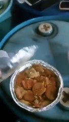 Bolsonaristas detidos reclamam da comida servida pela PF