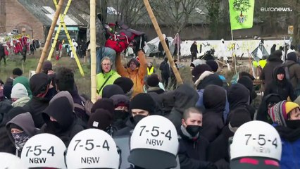 Download Video: Germania, al via lo sgombero di Lützerath per fare spazio al carbone