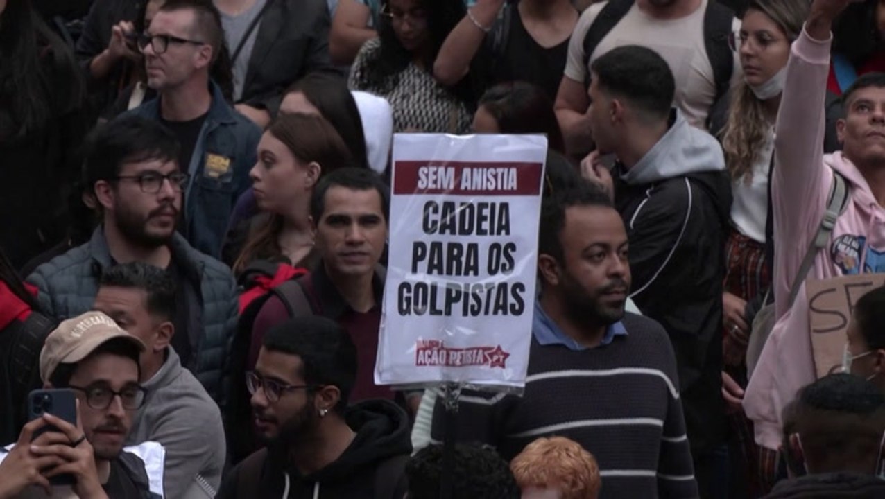 Brazilians march for democracy after Bolsonaro supporters stormed governmental buildings