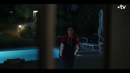 Un Si Grand Soleil - Cécile pose un ultimatum à Christophe