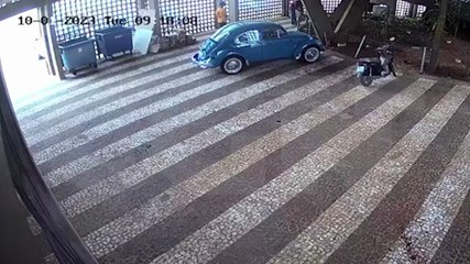 Dois homens tentam roubar Honda Biz na Unioeste