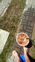 Moradores de Araquari reclamam de receber "água suja" em casa