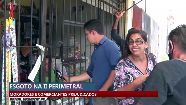 ESGOTO 2° PERIMETRAL: Moradores e comerciantes prejudicados