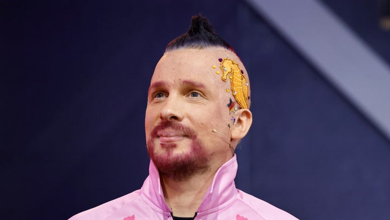 Oliver Pocher nach Dart-Desaster mit Ausbuhen: Das sagt er dazu