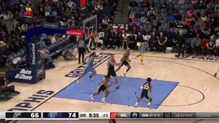 Jaren Jackson Jr gets his fifth block of the night, and then finishes in transition the other way