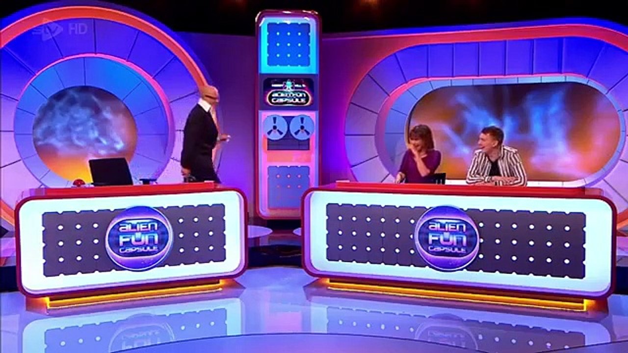 Harry Hill's Alien Fun Capsule - Se1 - Ep02 - Kathy Burke, Lorraine Kelly, Ainsley Harriot, Joe Lycett HD Watch