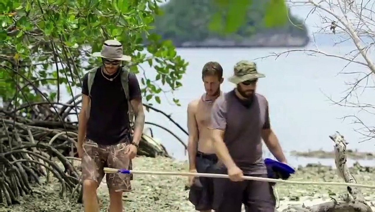 Castaways - Se1 - Ep08 - Hindsight HD Watch