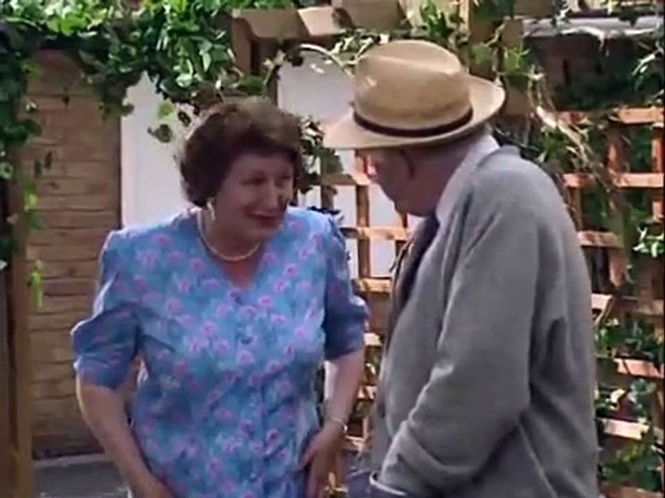 Keeping Up Appearances - Se3 - Ep05 HD Watch