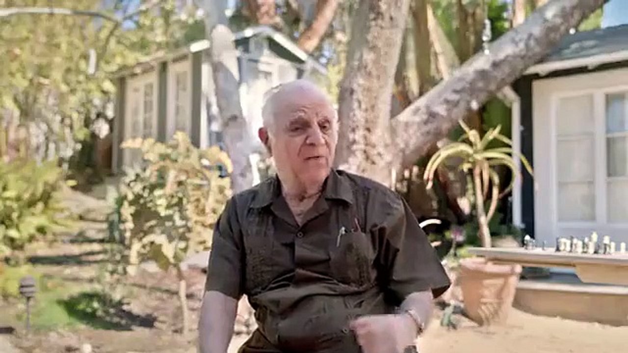 Explained - Se3 - Ep06 - Chess HD Watch