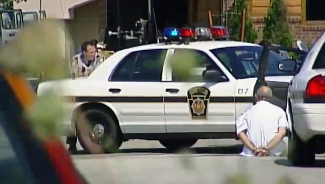 Evil Genius - Se1 - Ep01 - Part One - The Heist HD Watch