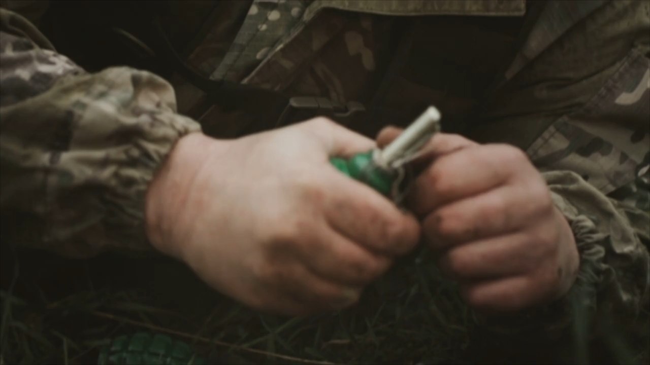 Russischer Offizier tötet aus Versehen Rekruten mit Handgranate