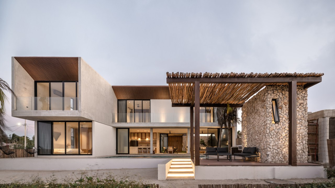 Tunich House in Mexico by Ápiron