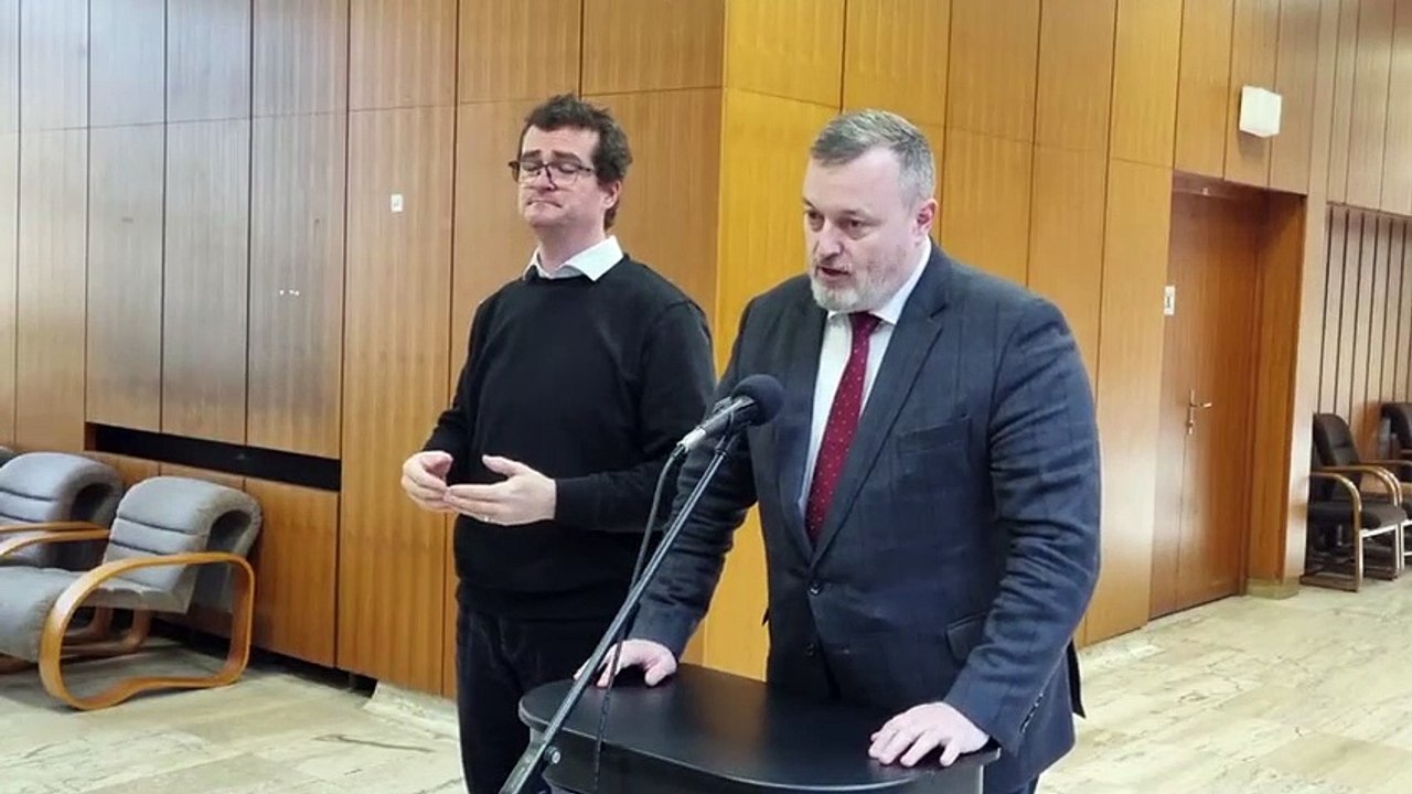 ZÁZNAM: Krajniak: Vieme si predstaviť podporu vláde do predčasných volieb