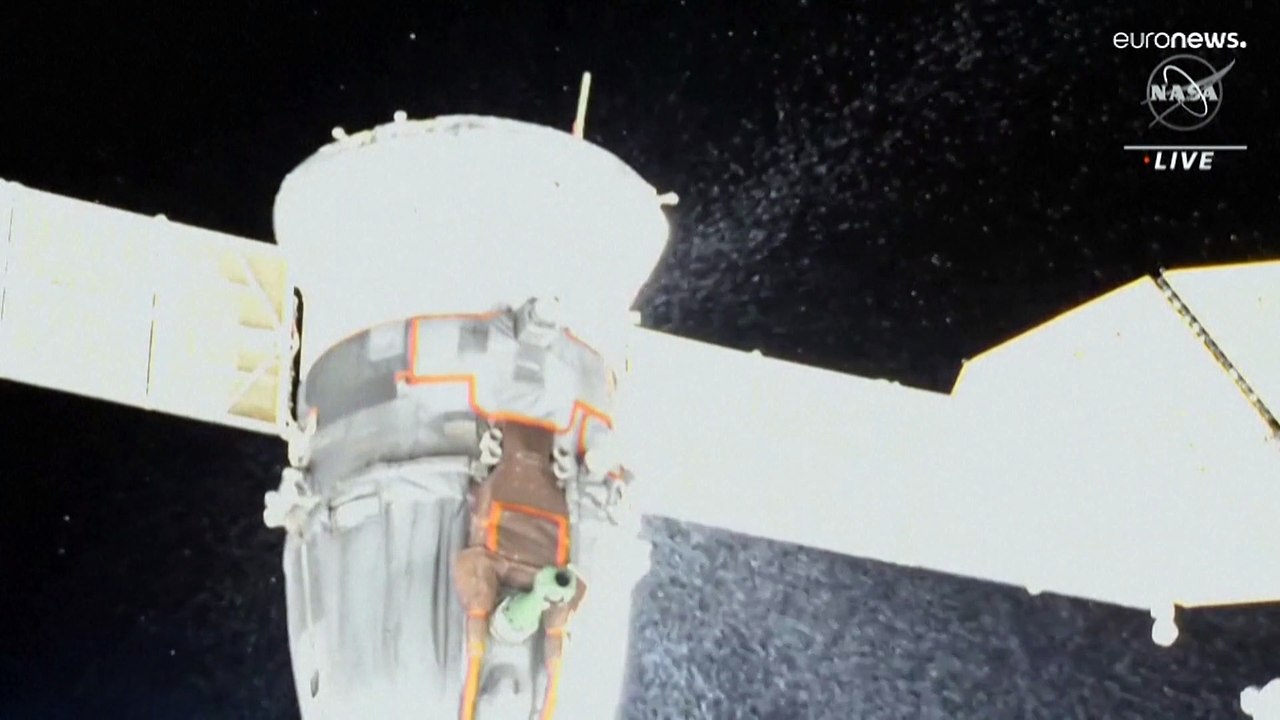 "Союз МС-22" вернется на Землю без экипажа из-з...