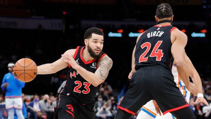 Raptors Top Lowly Hornets In Toronto