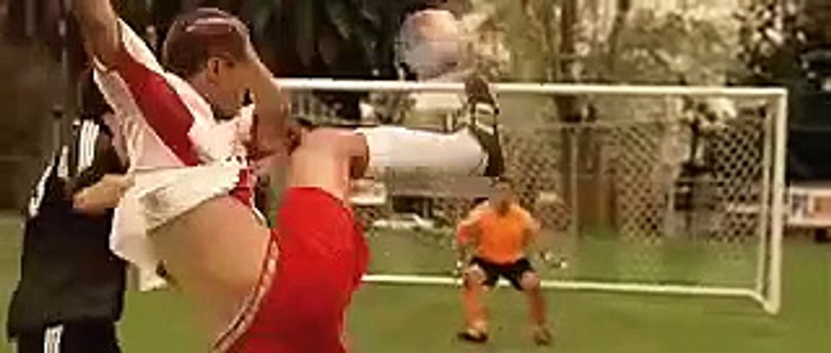 Goal ! : Naissance d'un prodige Bande-annonce (EN)