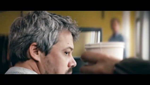 Le Genou d'Ahed Bande-annonce (DE)