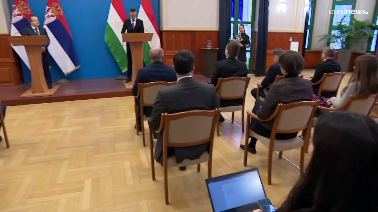 Unstimmigkeiten mit dem Kosovo: Serbien erhält Unterstützung aus Ungarn