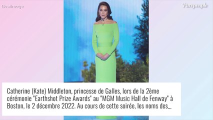 Download Video: Kate Middleton brisée : Traits tirés, mine sombre... Première sortie discrète depuis les révélations