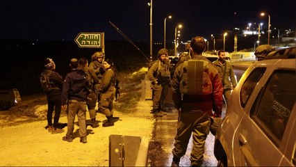 Скачать видео: مقتل فلسطيني برصاص الجيش الإسرائيلي في الضفة الغربية المحتلة