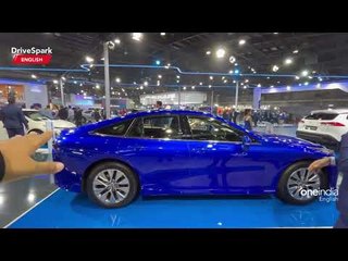 Télécharger la video: Auto Expo 2023: Toyota Mirai Hydrogen Fuel Cell | Punith Bharadwaj | DriveSpark