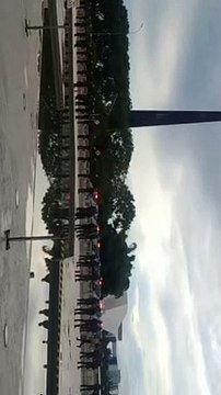 Militares da guarda presidencial fazem cordão ao redor do Palácio do Planalto