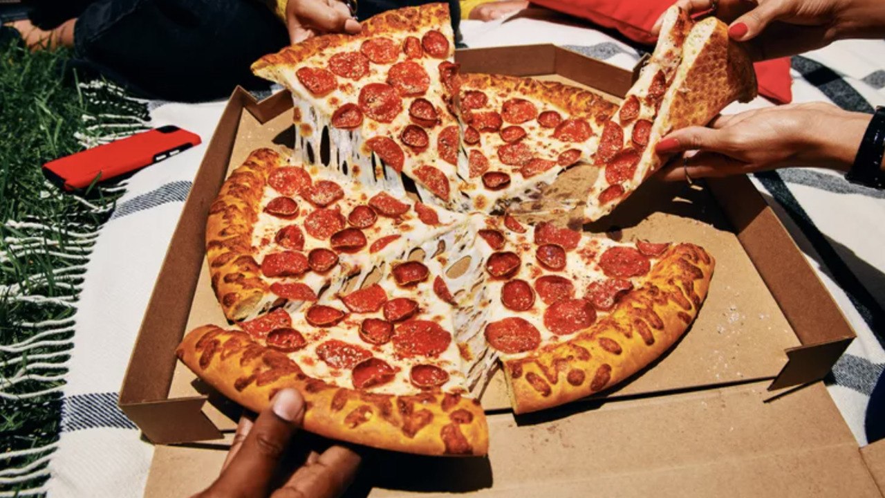 Pizza Hut Is Bringing Back a '90s Fan-Favorite