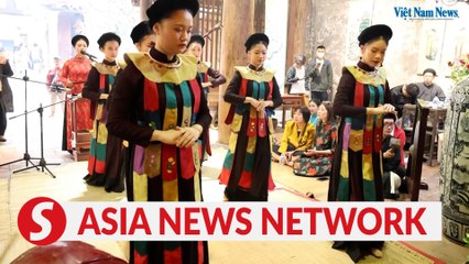 Vietnam News | Keeping up with Tết traditions