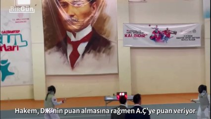 Eskrim flöre şampiyonasında büyük skandal: Gözlemci ve hakem alenen şike yaptı