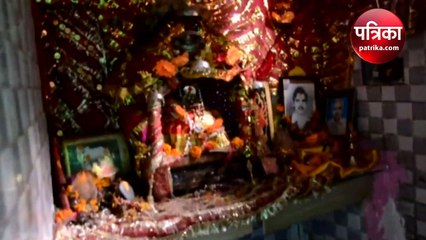 जोशीमठ: घर पर लाल निशान, कुलदेवी अपना स्थान छोड़ने को तैयार नहीं, मूर्ति उठाते ही दे रहीं धक्का