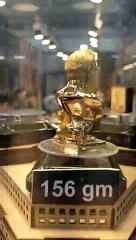 This is not a wax statue but of gold in Bombay gold exhibition