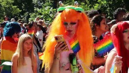 Gay Community Reacts to Magic ️‍-Julien Magic