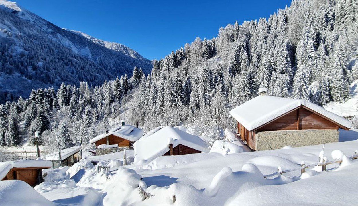 Kaçkarlar’da kar kalınlığı 1 metreyi aştı