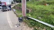 Kontrolden çıkan otomobil elektrik direğine çarptı