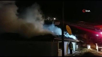 Bilecik'te çıkan yangında tek katlı kullanılmaz hale geldi