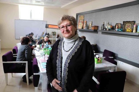 Ev hanımı evinde hobi olarak başladığı geri dönüşüm sanatında usta öğretici oldu