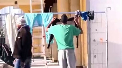 "Li chiamano barboni e vagabondi, per me sono fratelli": in un video l'insegnamento di Biagio Conte