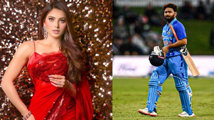 Urvashi Rautela हुई शर्मिंदा, एक प्रोग्राम के दौरान मंच पर आते ही Fans ने लगाए Rishabh Pant के नारे
