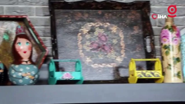 Ev hanımı, evinde hobi olarak başladığı geri dönüşüm sanatında usta öğretici oldu