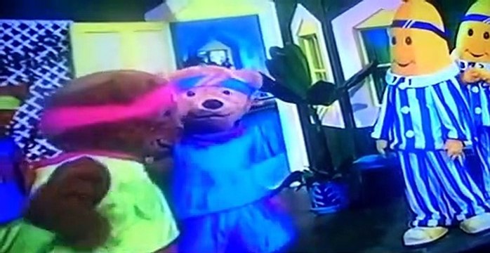 Bananas in Pyjamas Bananas in Pyjamas E019 Obstacle Race