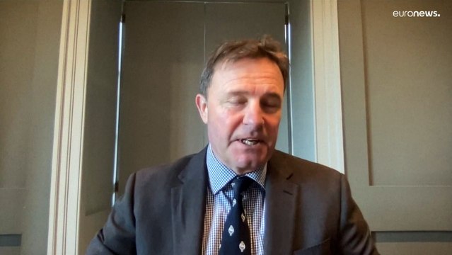 В лондонском аэропорту изъяли уран при досмотре посылки: ведется расследование