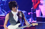 Rod Stewart lidera homenagens a Jeff Beck nas redes sociais