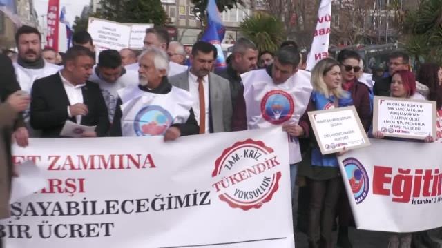 Birleşik Kamu-İş, Yüzde 30'luk Maaş Zammına Karşı İş Bırakma Eylemi Yaptı: Kamu Emekçileri, Pazarda Dolduramadığı Filenin Hesabını Sandıkta AKP'ye...