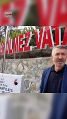 Haftada 3 Gün Şehit Oğlunun Mezarında Dua Ediyor #shorts #şehit #baba