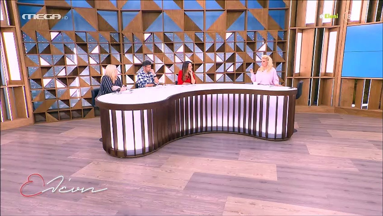 Ελένη Μενεγάκη: «Τα έχασε» με το κορμί της – «Θ...