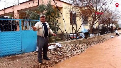 Evler ve tarım arazileri su altında kaldı