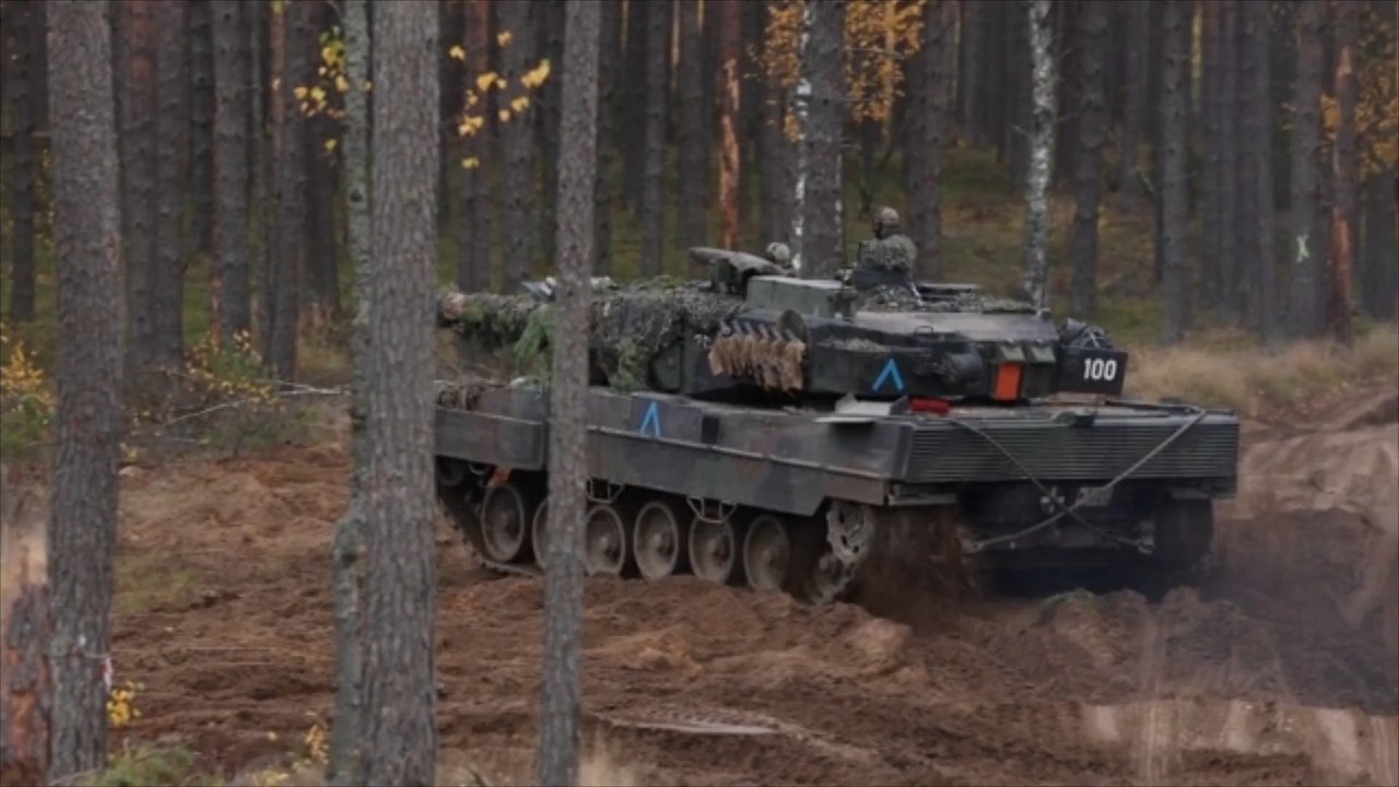 So steht Lambrecht zur Lieferung von 'Leopard'-Panzern