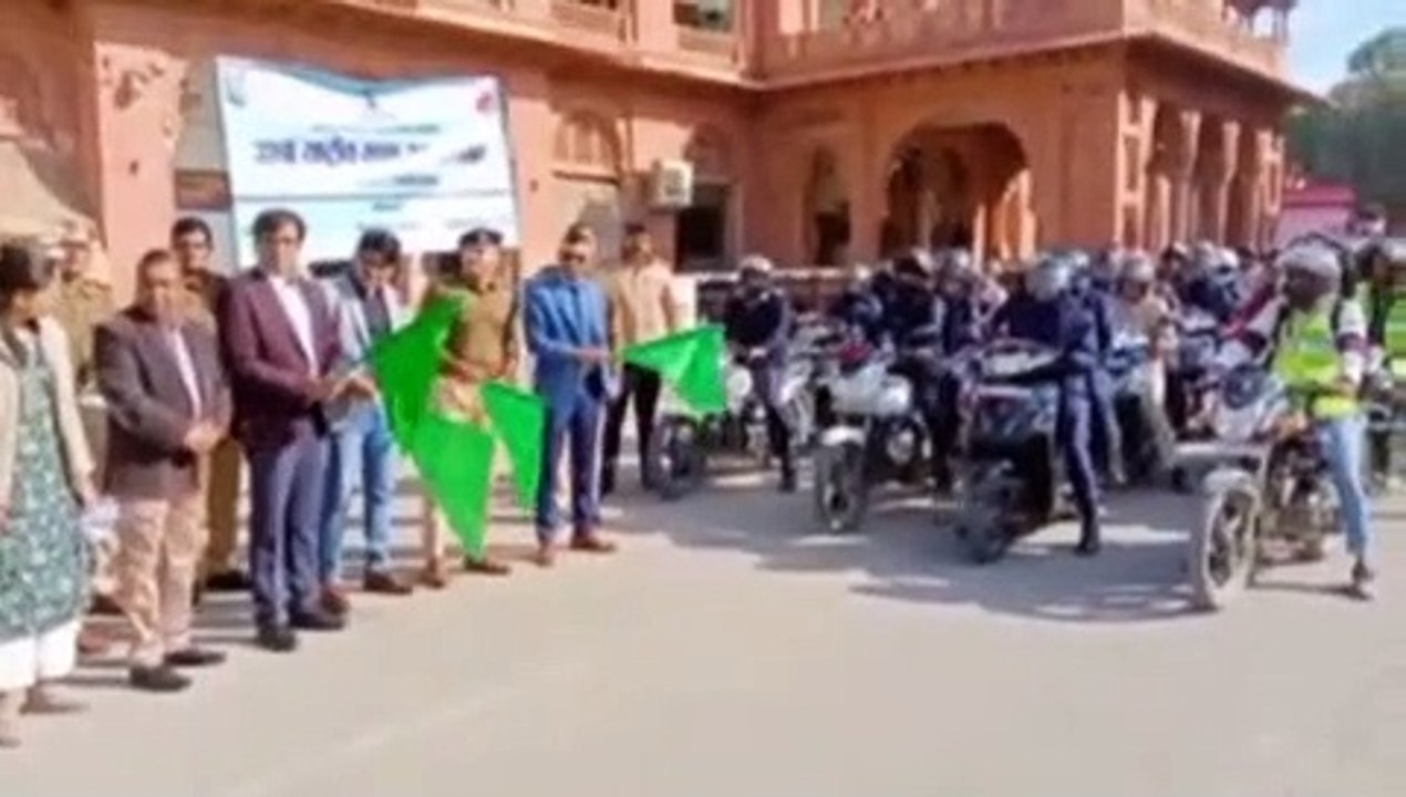 दुपहिया वाहन रैली से सड़क सुरक्षा सप्ताह का आगाज
